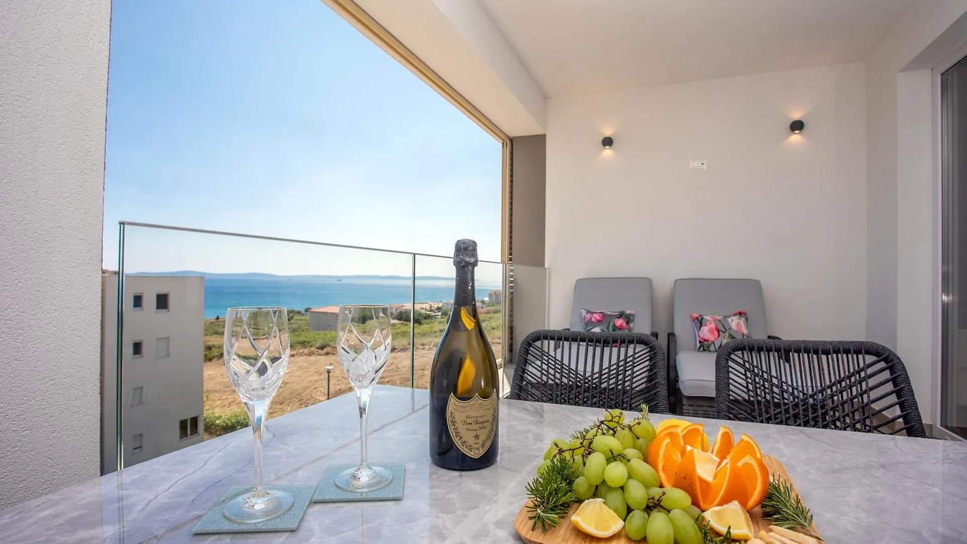 Апартаменты Seaside Haven Сплит
