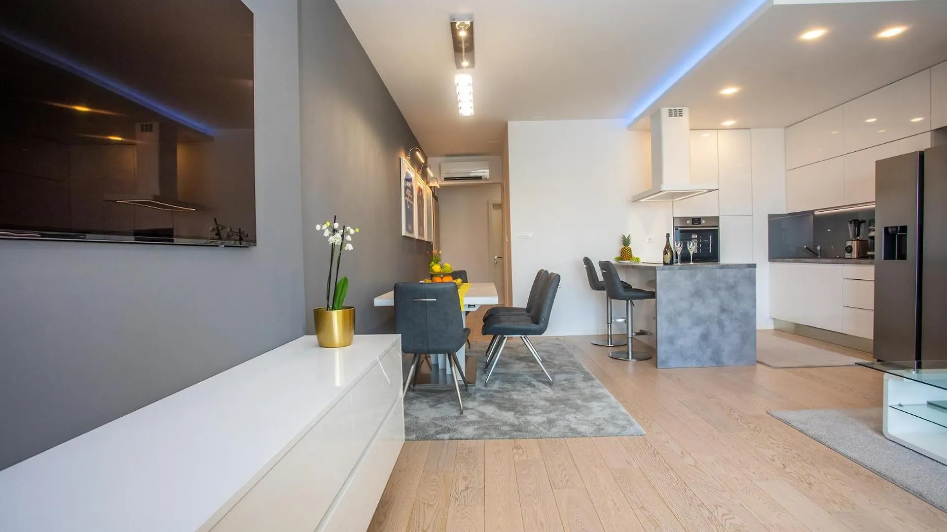 Апартаменты Seaside Haven Сплит 0*,